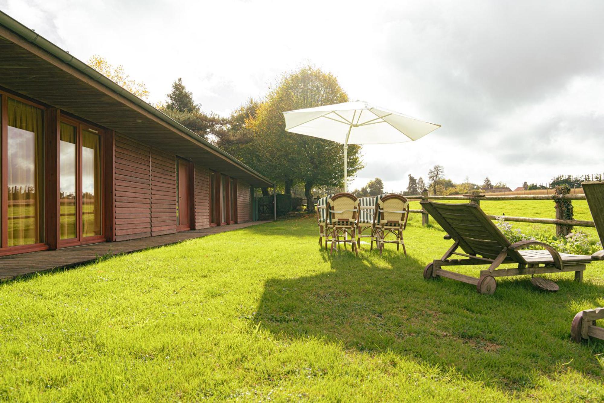Le Manoir Du Lys, The Originals Relais Hotel Bagnoles de l'Orne Normandie Екстериор снимка