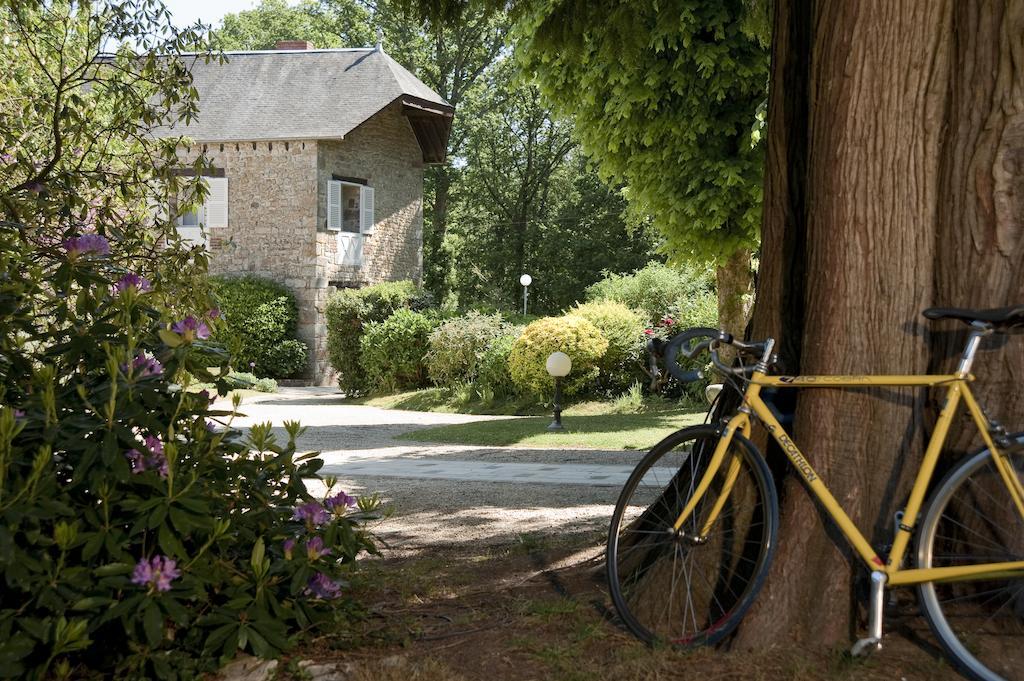 Le Manoir Du Lys, The Originals Relais Hotel Bagnoles de l'Orne Normandie Екстериор снимка